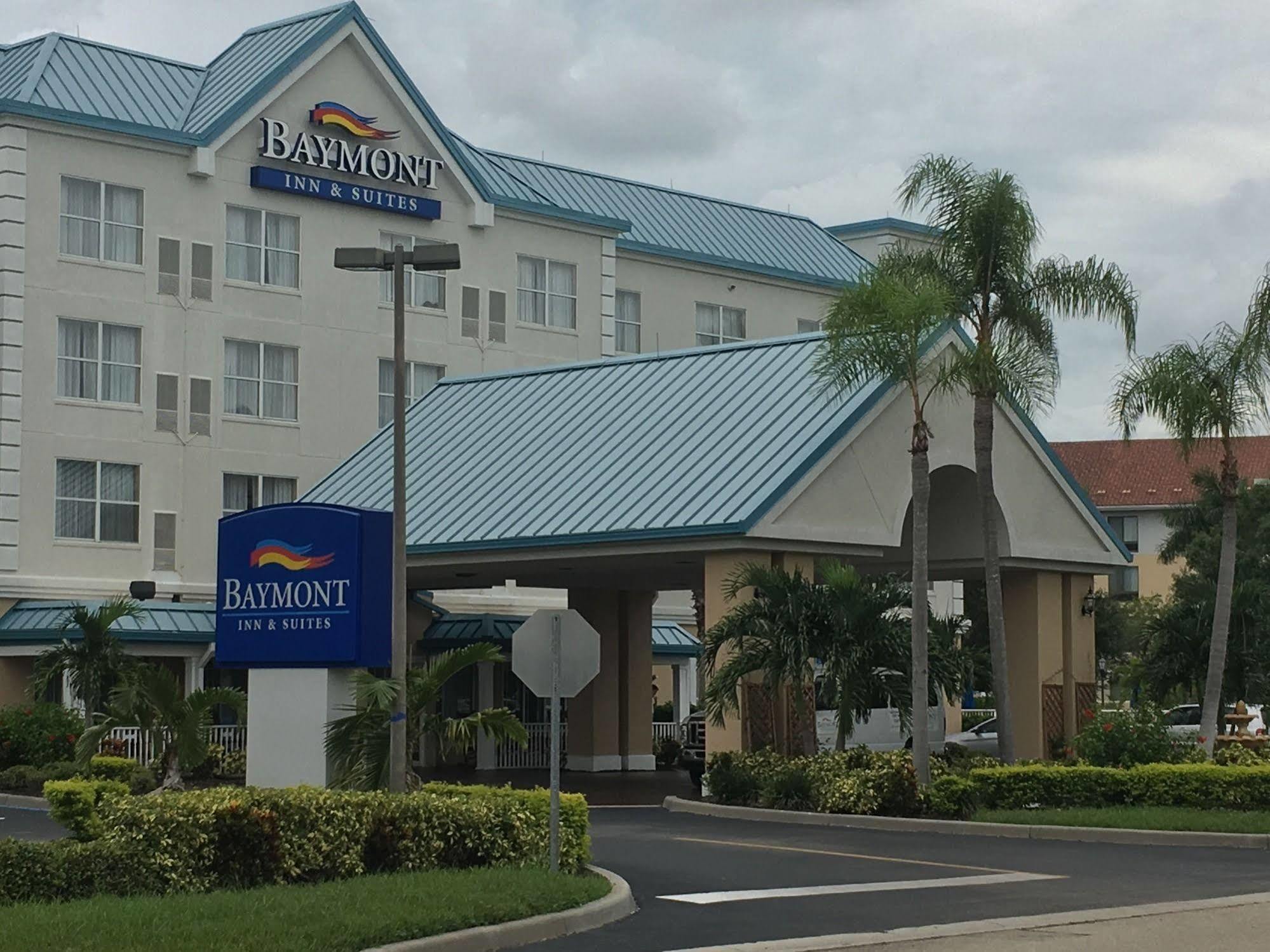 Baymont By Wyndham Fort Myers Airport Hotel Kültér fotó